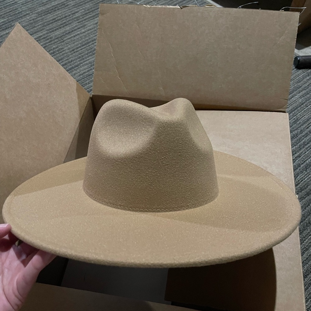 Stylish Tan Wide-Brim Hat
